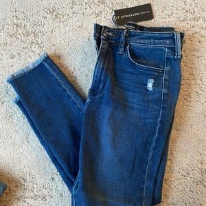 Just Black Denim jeans. Size 27. Brand new with tags